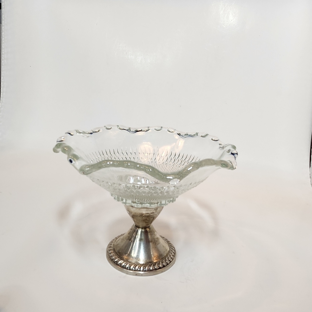Antique Elegent  Duchin Sterling Silver Base and Glass Compote Bowl